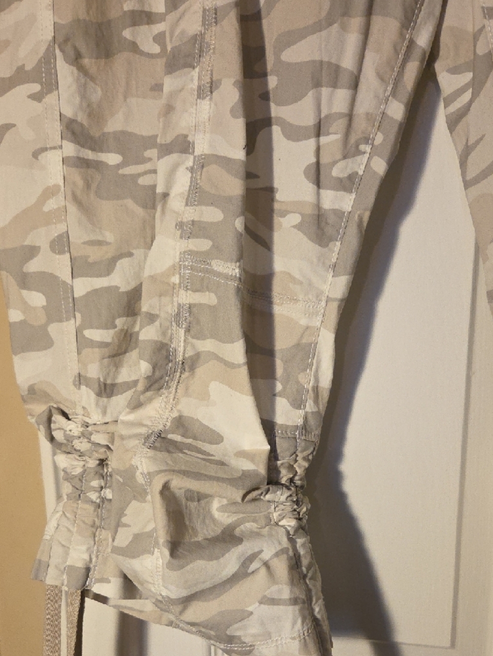 Calvin Klein Neutral Beige Camo Cropped Cargo Pants - Picture 5 of 7